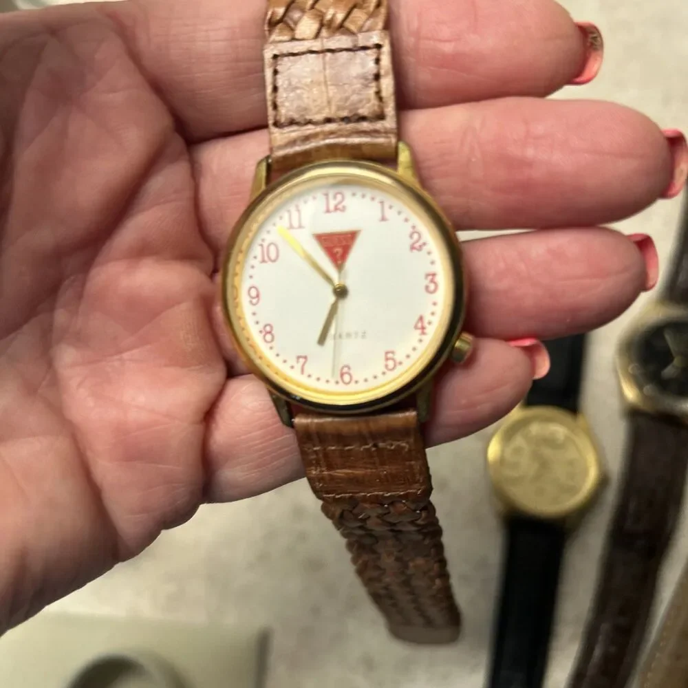 Vintage Guess Watch Lot of 9 Guess Womens Leather Bands Working New Batteries